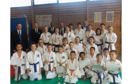 COMPTETITIONS DEPARTEMENTALES KATA ET COMBAT